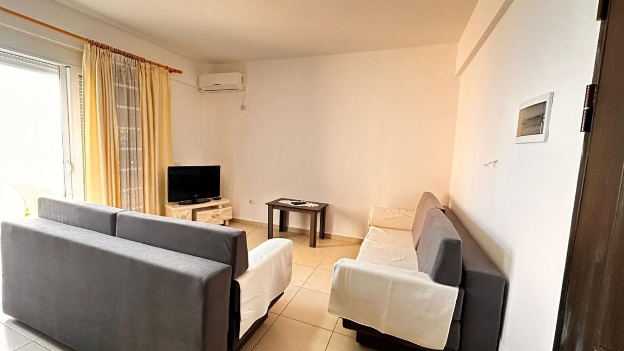 Klager'S Apartament ساراندا المظهر الخارجي الصورة