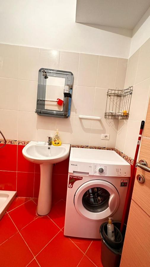 Klager'S Apartament ساراندا المظهر الخارجي الصورة