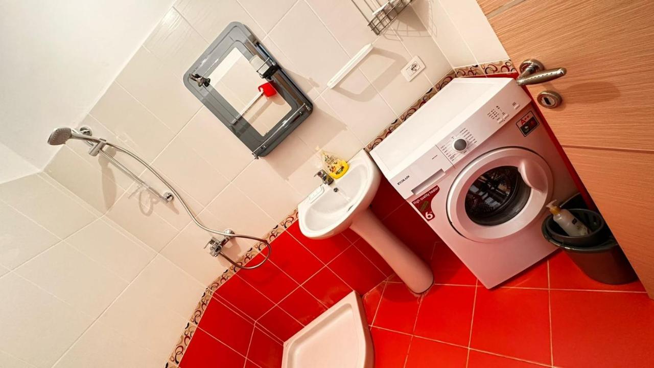 Klager'S Apartament ساراندا المظهر الخارجي الصورة