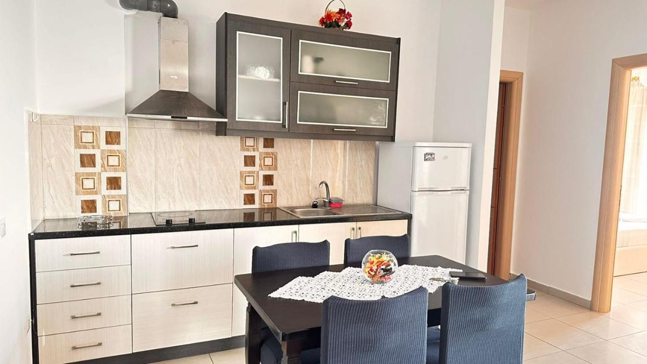 Klager'S Apartament ساراندا المظهر الخارجي الصورة